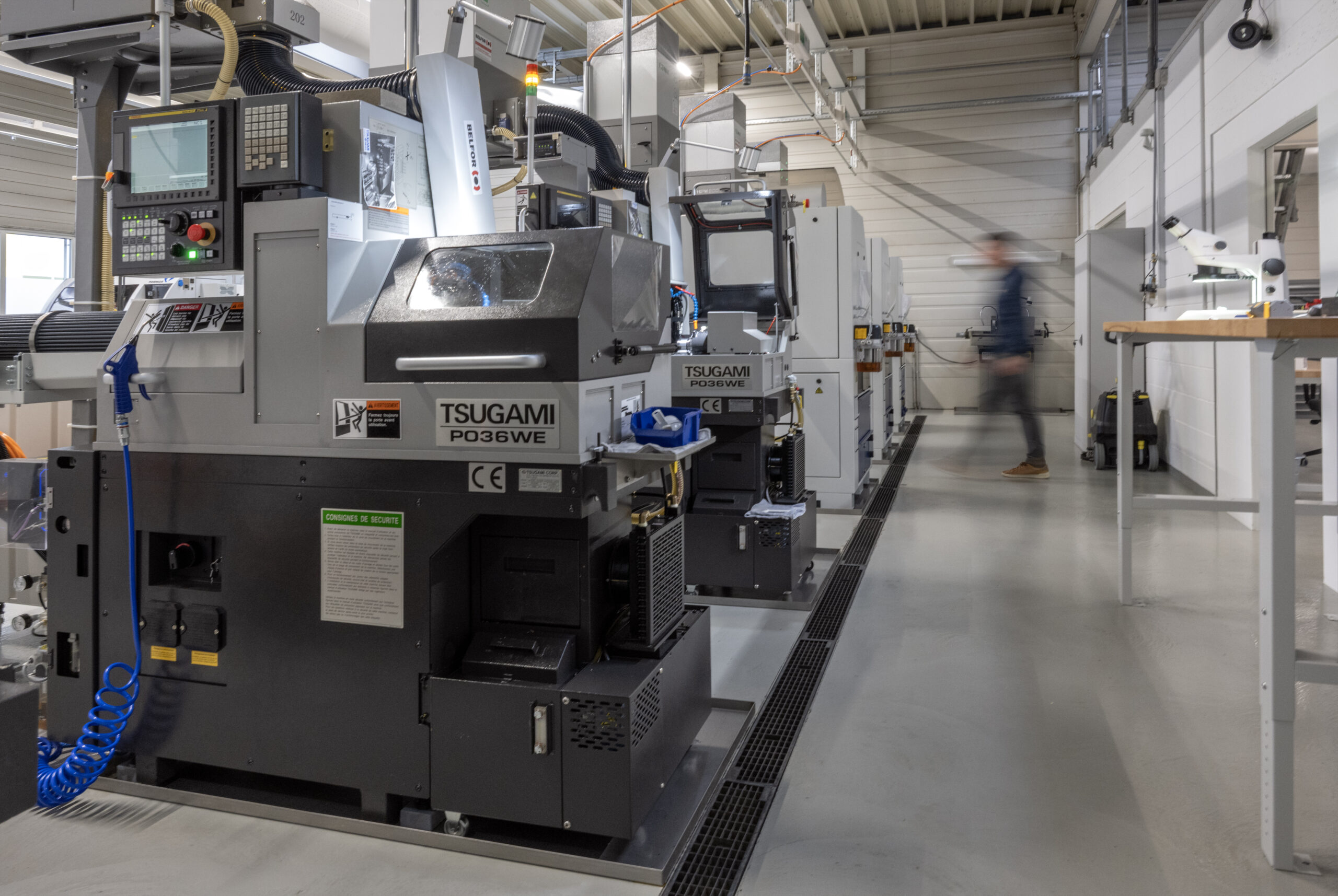 L’atelier est équipé de cinq Tornos Deco 10 et de trois machines Tsugami, deux gammes complémentaires.
